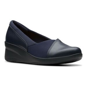 NWT! Clarks Suttyn Walk Women's Navy Leather Wedges size 8.5 wide